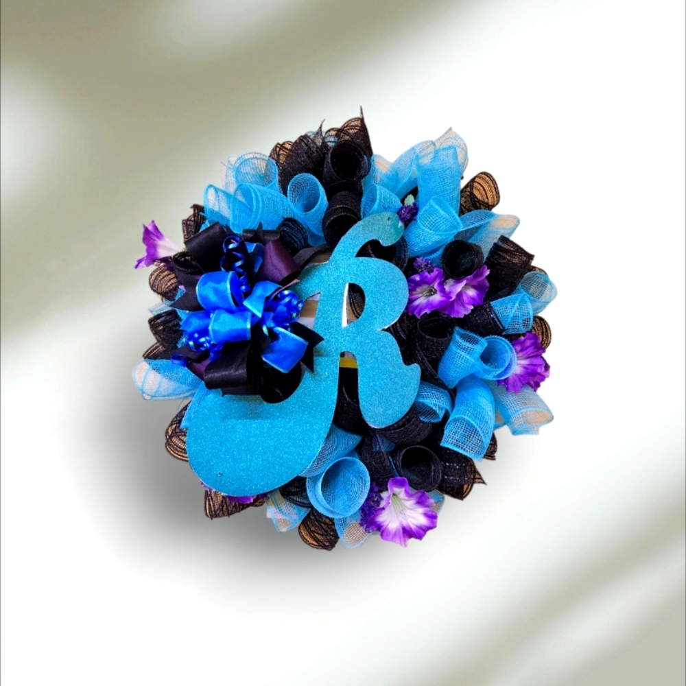 Deco mesh wreath